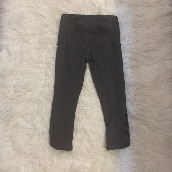 Athleta Girl Spring Forward Capri in dark purple - Picture 4 of 5